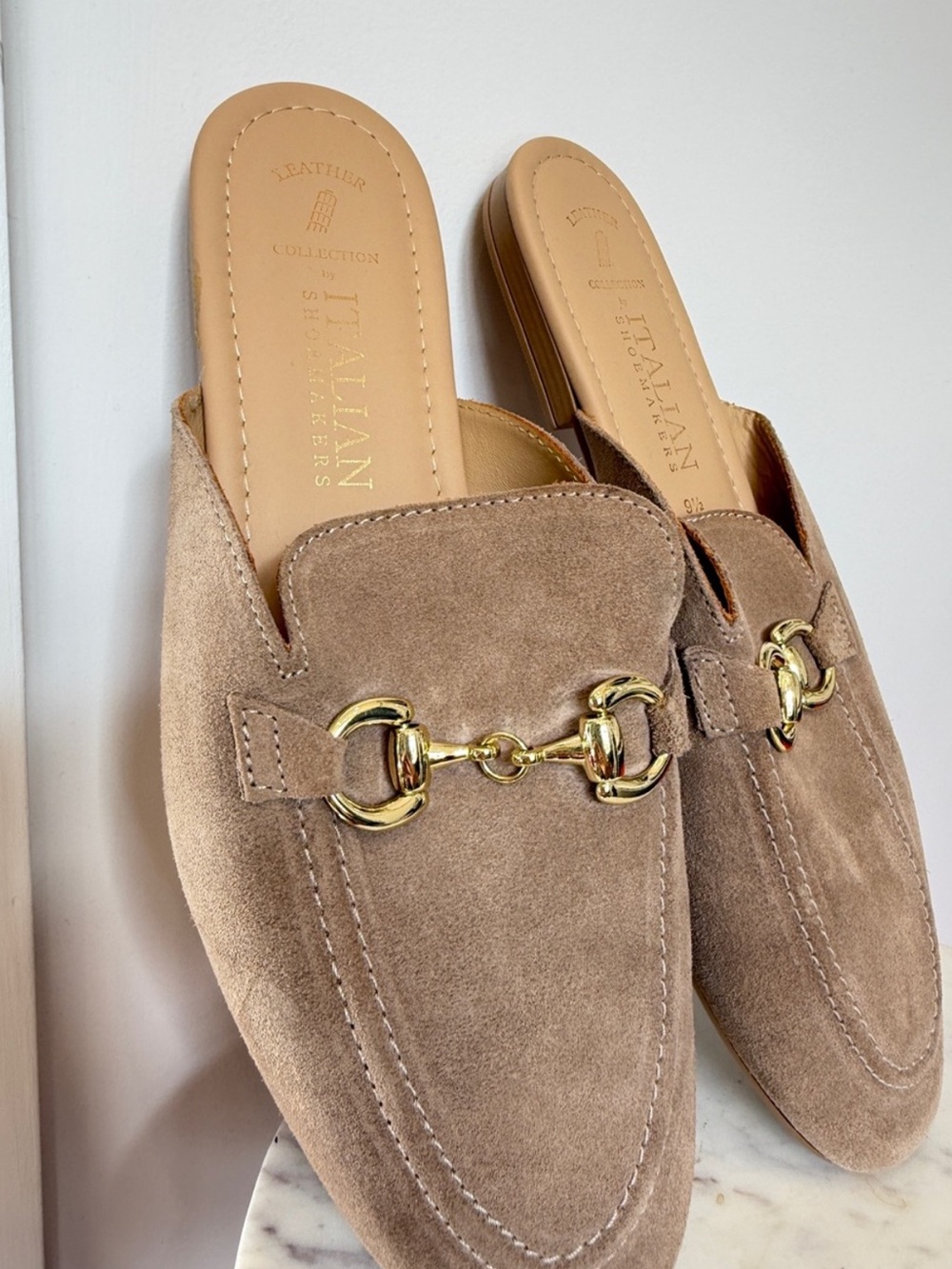 NWT ITALIAN SHOEMAKERS TAUPE SUEDE MULES GOLD HORSEBIT WOMENS 8.5